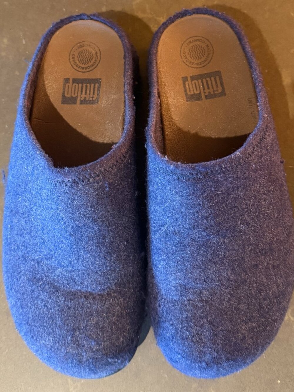FitFlop Shuv Felt Clogs Navy Blue Microwobbleboard Comfort Mules